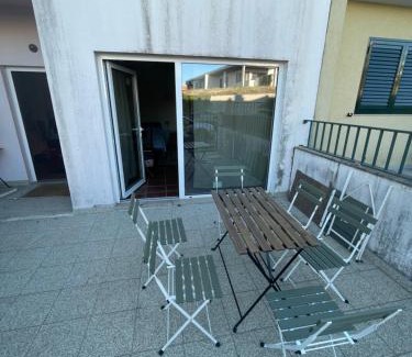 Sao Goncalo Apartment | Apartment with balconies and garden