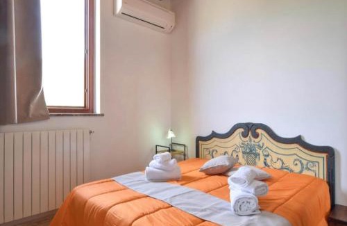 Gaggi Apartment | Apartment with Jacuzzi near Etna