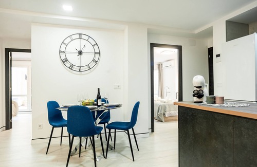 Cami Fondo Apartment | Apartment with magnificent terrace just 5 min walk from the Arts and Sciences.