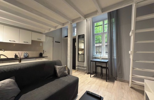 Stradom Apartment | Apartment with Mezzanine and Private Courtyard