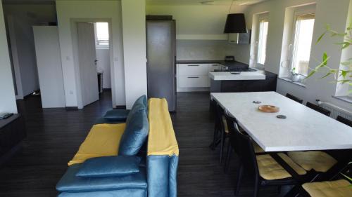 Vidrga Apartment | Apartment with mountain view and rivers close by