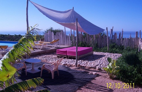 Tah Apartment | Apartment with pool and sea view