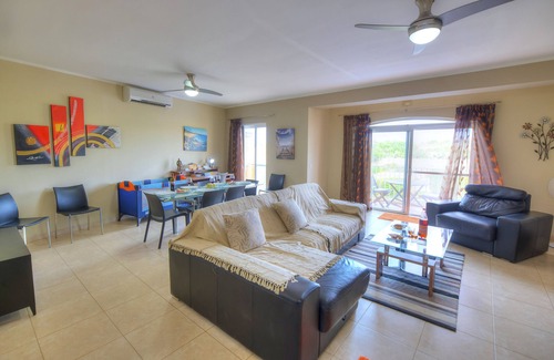 Qala Apartment | Apartment with pool-Hosted by Sweetstay