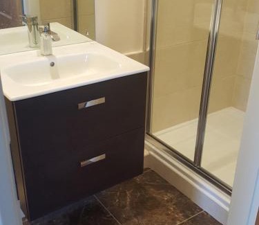 Mitchelstown Apartment | Apartment with Private Pool Sleeps 5