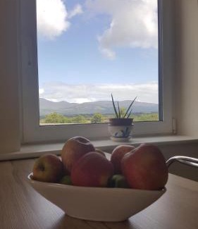 Mitchelstown Apartment | Apartment with Private Pool Sleeps 5