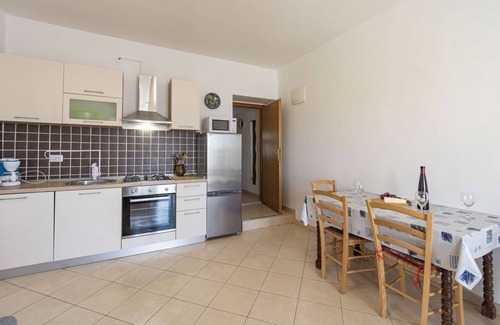 Zubovici Apartment | Apartment with sea view and pool