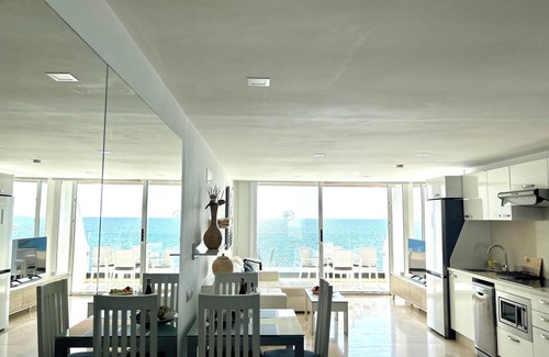 Arguineguin Apartment | Apartment with stunning sea views at the beach