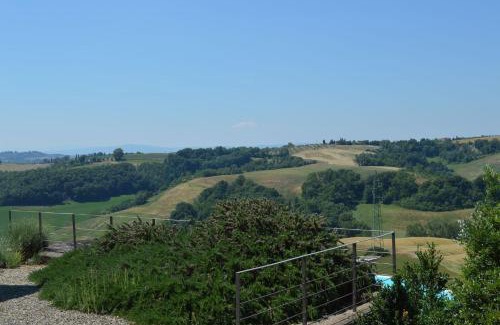 Torre A Castello Apartment | Apartment with wonderful view in the Crete Senesi
