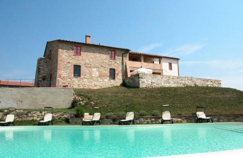 Torre A Castello Apartment | Apartment with wonderful view in the Crete Senesi