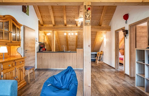 Voehrenbach Apartment | Apartment 'Wohnung Talblick' with Balcony and Wi-Fi