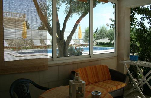 Bol Apartment | Apartments Šemper - HEATED POOL