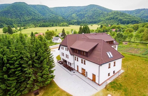 Vrelo Korenicko Apartment | Apartments and rooms Danijel, (16385), Vrelo Korenicko, hr