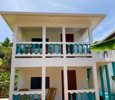 Little Corn Island Apartment | Apartments at Los Delfines Little Corn