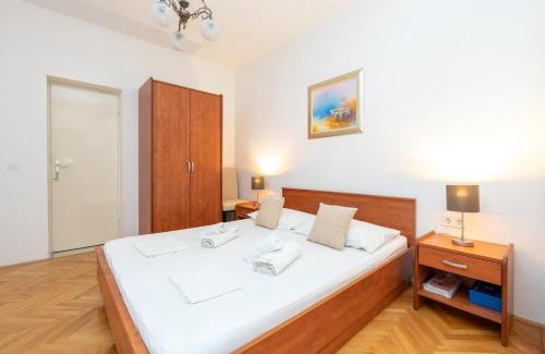 Duce Apartment | Apartments by the sea Duce, Omis - 946