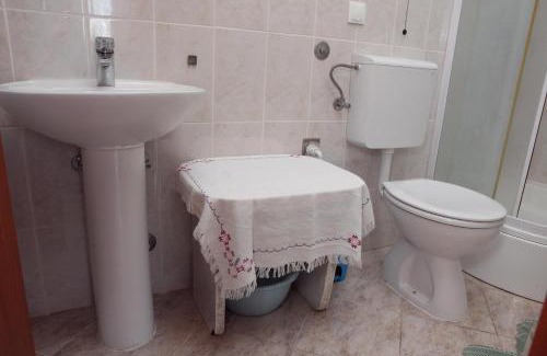 Vinisce Apartment | Apartments by the sea Vinisce, Trogir - 11029
