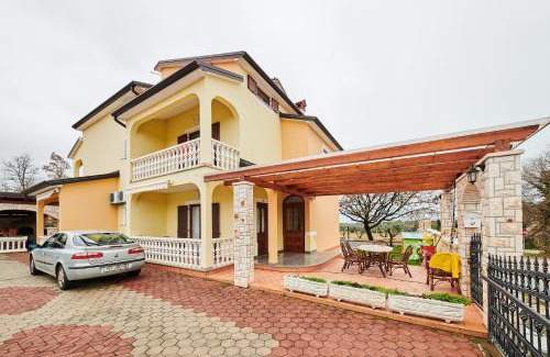 Murine Apartment | Apartments Catic