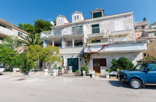 Povlja Apartment | Apartments Djurdjica (16181-A1) - Povlja - island Brac