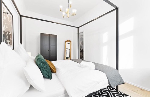 Cottbus Apartment | Apartments direkt am STAATSTHEATER,modern,zentral,ruhig,2 Zimmer,Netflix,Privatparkplatz auf dem Hof