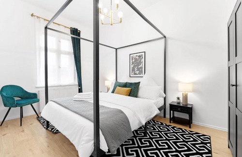 Cottbus Apartment | Apartments direkt am STAATSTHEATER,modern,zentral,ruhig,2 Zimmer,Netflix,Privatparkplatz auf dem Hof