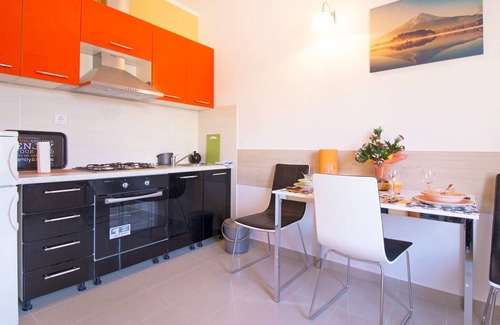 Kastel Gomilica Apartment | Apartments Dujo, (15846), Kaštel Gomilica, hr