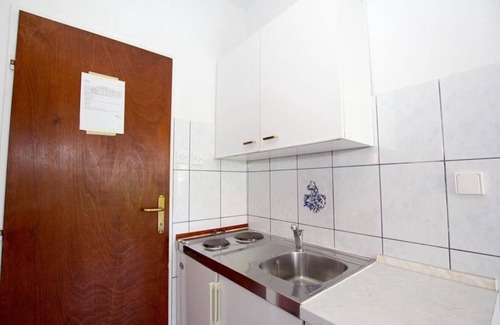 Sucuraj Apartment | Apartments Juri (10209-A1) - Sucuraj - island Hvar