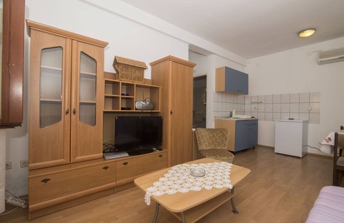Island Hvar Apartment | Apartments Jakša (25001-A2) - Jelsa - island Hvar
