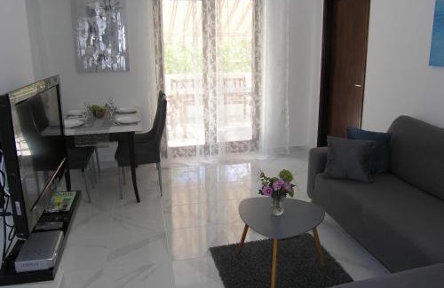 Jurandvor Apartment | Apartments Mari with terrace