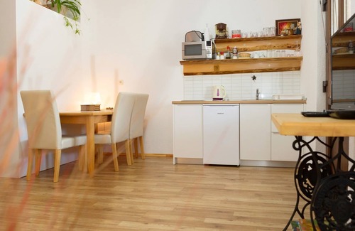 Korenica Apartment | Apartments Milan, (16064), Korenica, hr