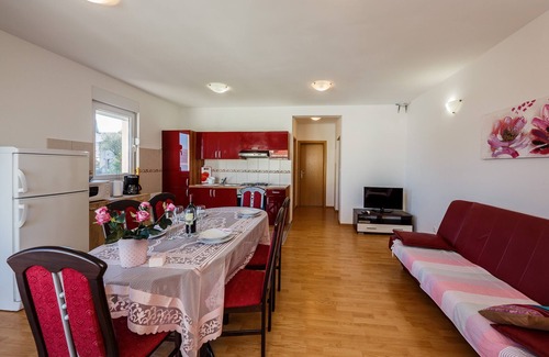 Arbanija Apartment | Apartments Nada Trogir-Arbanija, A nice app. with sea view, 100 m from the beach