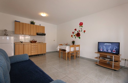 Soline Apartment | Apartments Penić (10052-A1) - Soline - island Krk