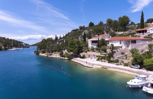 Bobovisca Apartment | Apartments Seaside (81311-A3) - Bobovisce