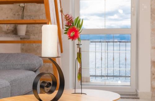 Cove Makarac (Milna) Apartment | Apartments Tino- Two Bedroom Apartment with Terrace and Sea View A2