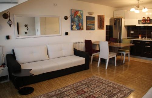 Old Town Apartment | Apartments Town Center