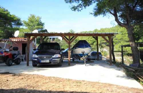 Rukavac Apartment | Apartments with a parking space Rukavac, Vis - 8864