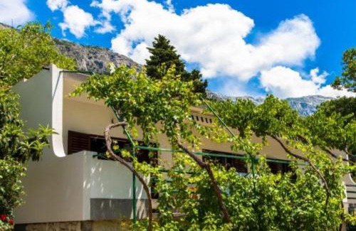 Brela Apartment | Apartments with parking space Brela, Makarska - 18417