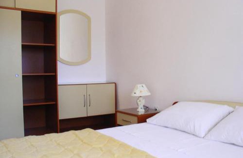 Susica Apartment | Apartments with parking space Murter - 5088