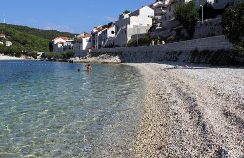 Pucisca Apartment | Apartments with WiFi Pucisca, Brac - 11416