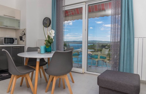 Klanfari Apartment | Apartments Zorica (62441-A7) - Dramalj (Crikvenica)