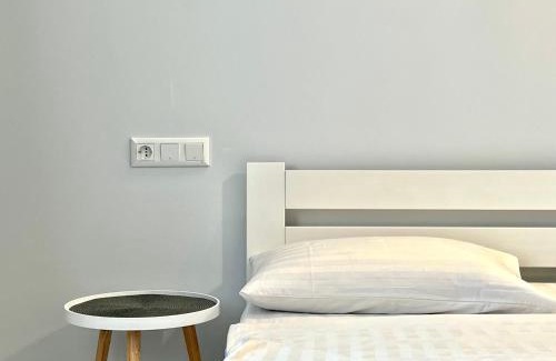 Sukhinovka Apartment | ApartPoltava ЖК "Пилипа Орлика,26" BUSINESS апартаменти з неймовірною панорамою - LED дзеркало -ТРОПІЧНИЙ душ