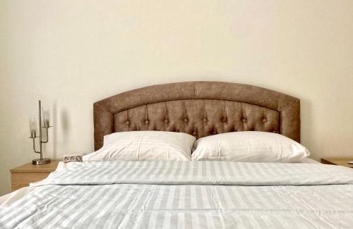 Svitlogirske Apartment | ApartPoltava СТИЛЬНІ 2-кімн апартаменти біля ПД "ЛИСТОПАД" закрита ПАРКОВКА, ЧЕК ПРРО