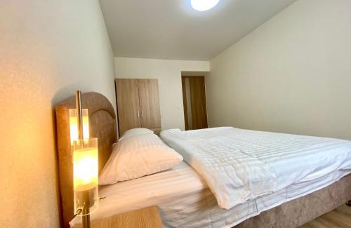 Svitlogirske Apartment | ApartPoltava СТИЛЬНІ 2-кімн апартаменти біля ПД "ЛИСТОПАД" закрита ПАРКОВКА, ЧЕК ПРРО