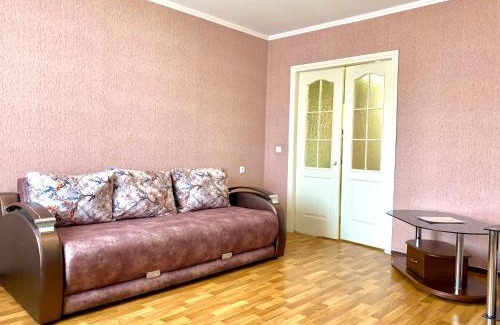 Sukhinovka Apartment | ApartPoltava ЦЕНТР Полтави, Простора та зручна квартира біля ПУЕТ, 2-ОКРЕМІ КІМНАТИ, звітна документація для відрядження