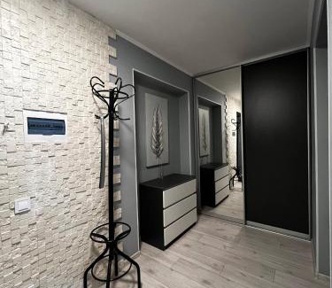 Sukhinovka Apartment | ApartPoltava 1-bedroom з великою кухнею та шикарною панорамою на АНТОНА ГРИЦАЯ,10