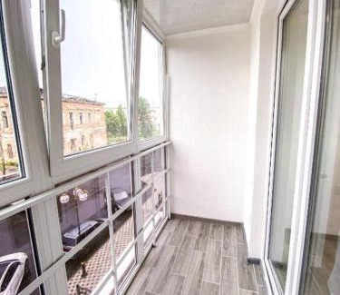 Sukhinovka Apartment | ApartPoltava 2 ОКРЕМІ кімнати, новобудова, ДВА великих ліжка ЦЕНТР, КОРПУСНИЙ САД