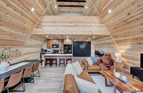 Blakeslee House | Apex A-Frame | Lake Access | Fire Pit | Hot Tub