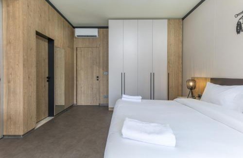 Jounieh Apartment | Apex Studio & Balcony in Jounieh