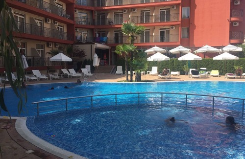 Sunny Beach Ski Chalet | Aphrodite Apartment 2