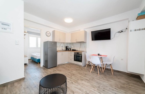 Paralia Ofryniou Resort | Aphrodite Residential Complex