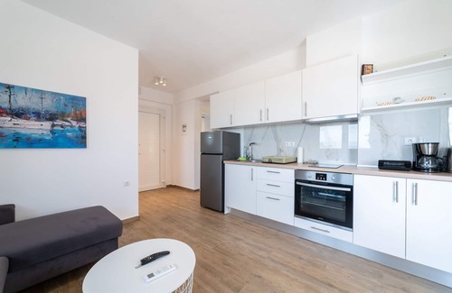 Paralia Ofryniou Resort | Aphrodite Residential Complex