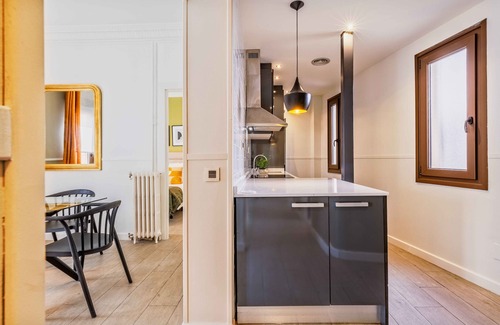 Embajadores Apartment | Apolo VIII apartment in Madrid